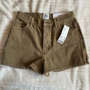 NWT BDG UO Khaki Carpenter Shorts